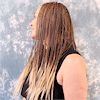 Junge Frau langen Rastazöpfen / Individual Braids