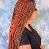 Frau mit Magic Braid Mix Frisur